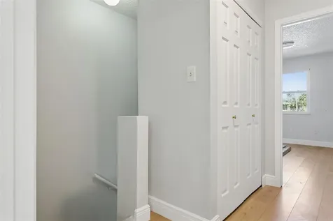 5110 Tennis Court Circle Tampa FL 33617