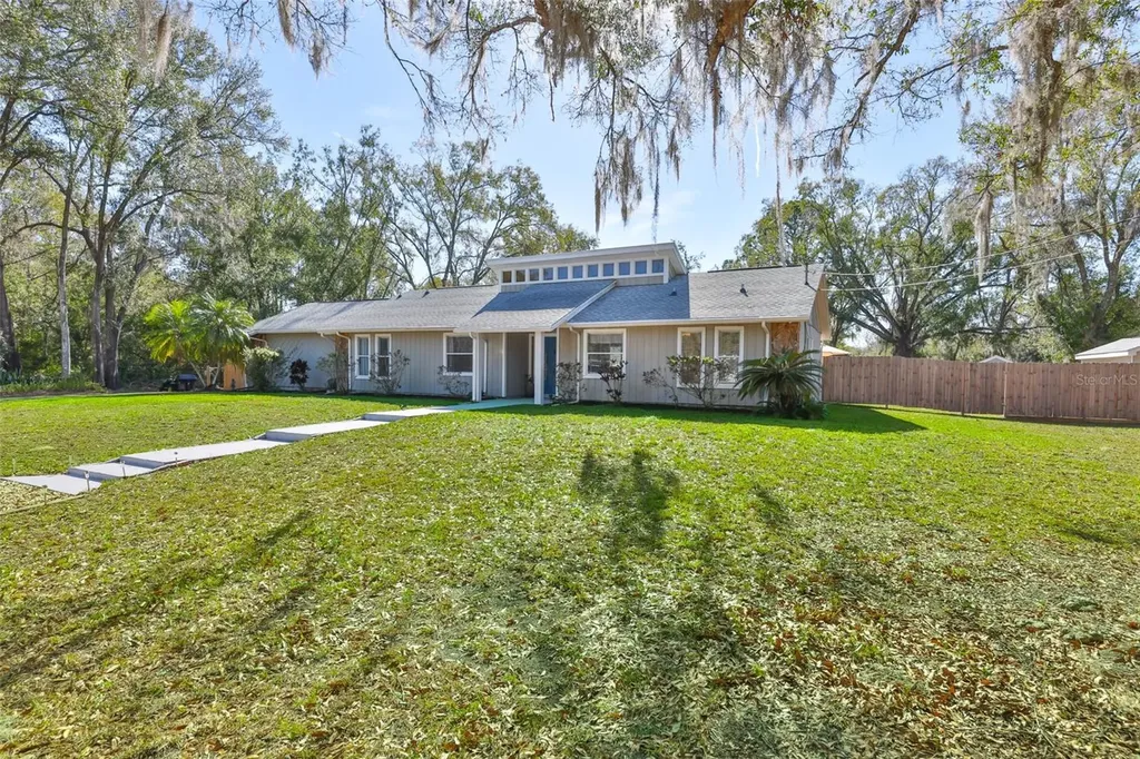 20600 Gardenia Drive Land O Lakes FL 34638