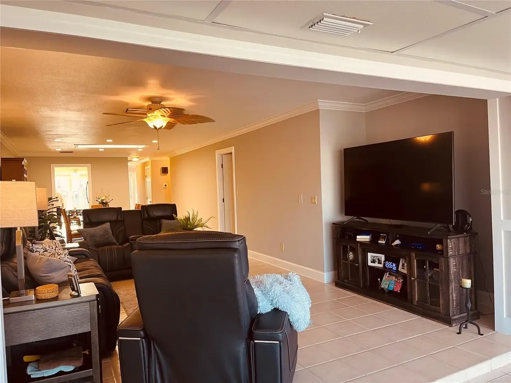 531 Boca Ciega Point Boulevard S St Petersburg FL 33708