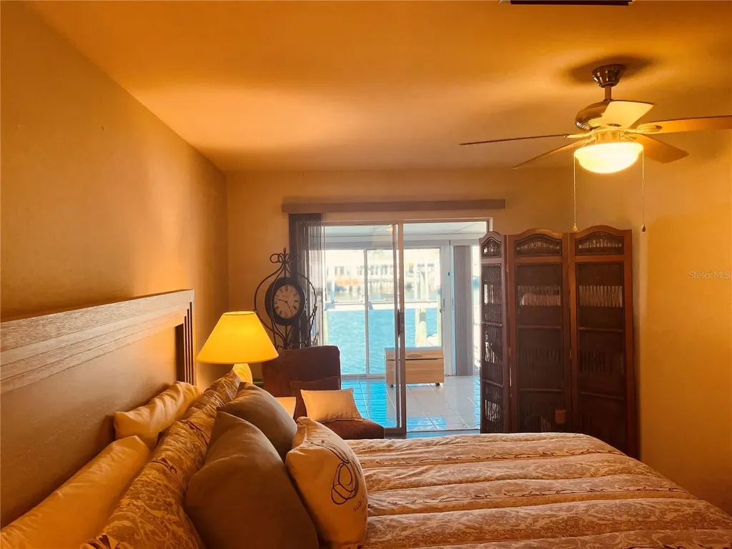 531 Boca Ciega Point Boulevard S St Petersburg FL 33708