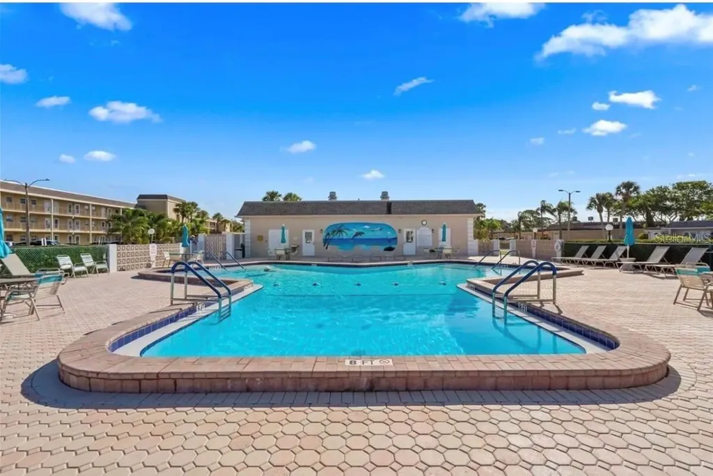 531 Boca Ciega Point Boulevard S St Petersburg FL 33708