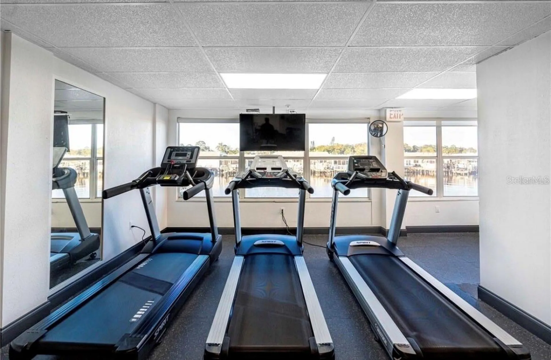 531 Boca Ciega Point Boulevard S St Petersburg FL 33708