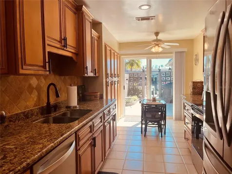 531 Boca Ciega Point Boulevard S St Petersburg FL 33708