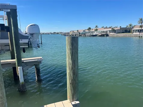 531 Boca Ciega Point Boulevard S St Petersburg FL 33708