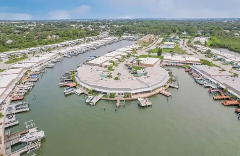 531 Boca Ciega Point Boulevard S St Petersburg FL 33708