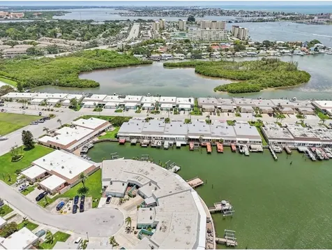 531 Boca Ciega Point Boulevard S St Petersburg FL 33708