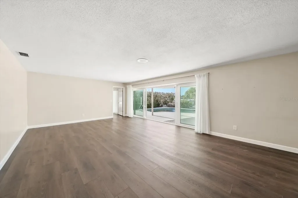 878 Harbor Island Clearwater Beach FL 33767
