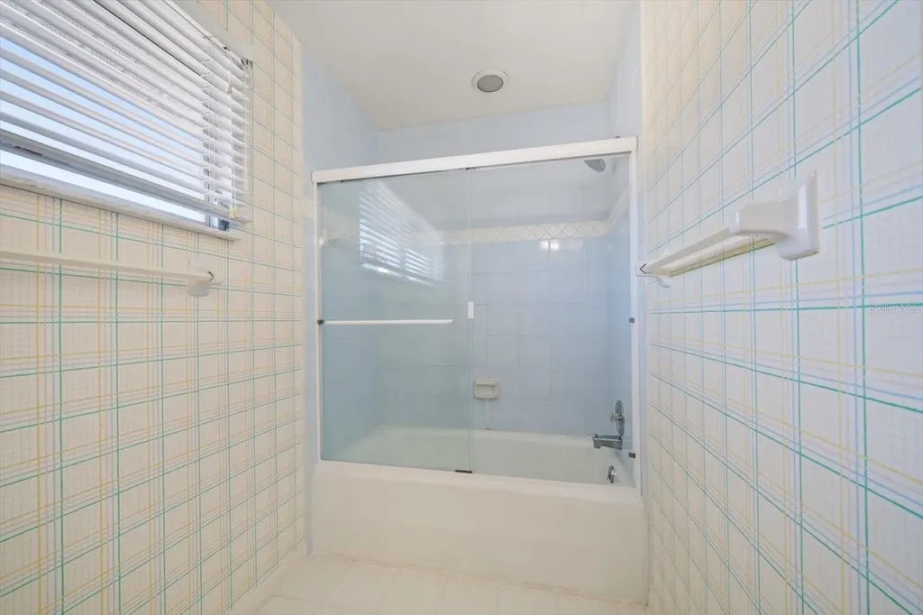 878 Harbor Island Clearwater Beach FL 33767