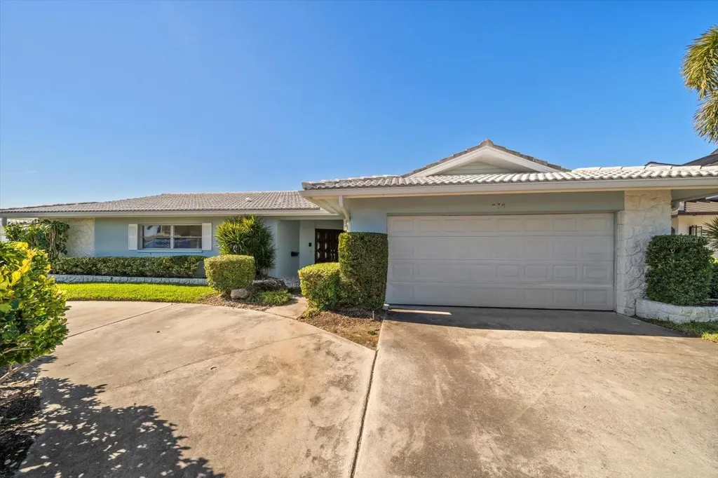 878 Harbor Island Clearwater Beach FL 33767
