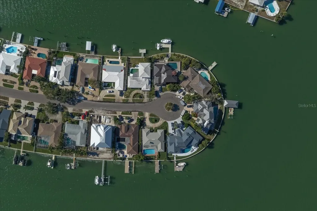 878 Harbor Island Clearwater Beach FL 33767