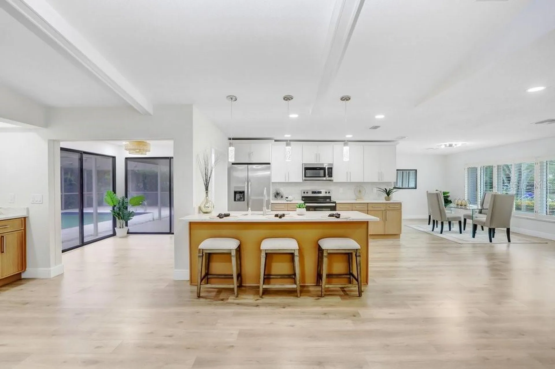 3039 Sandpiper Court Clearwater FL 33762
