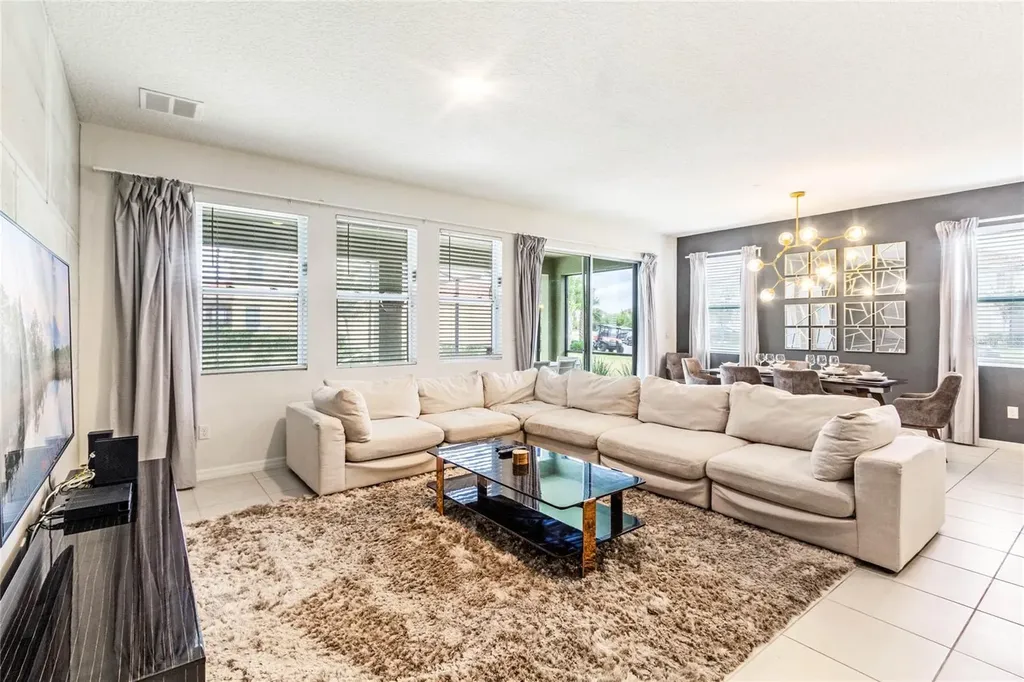 6070 Broad Oak Drive Davenport FL 33837