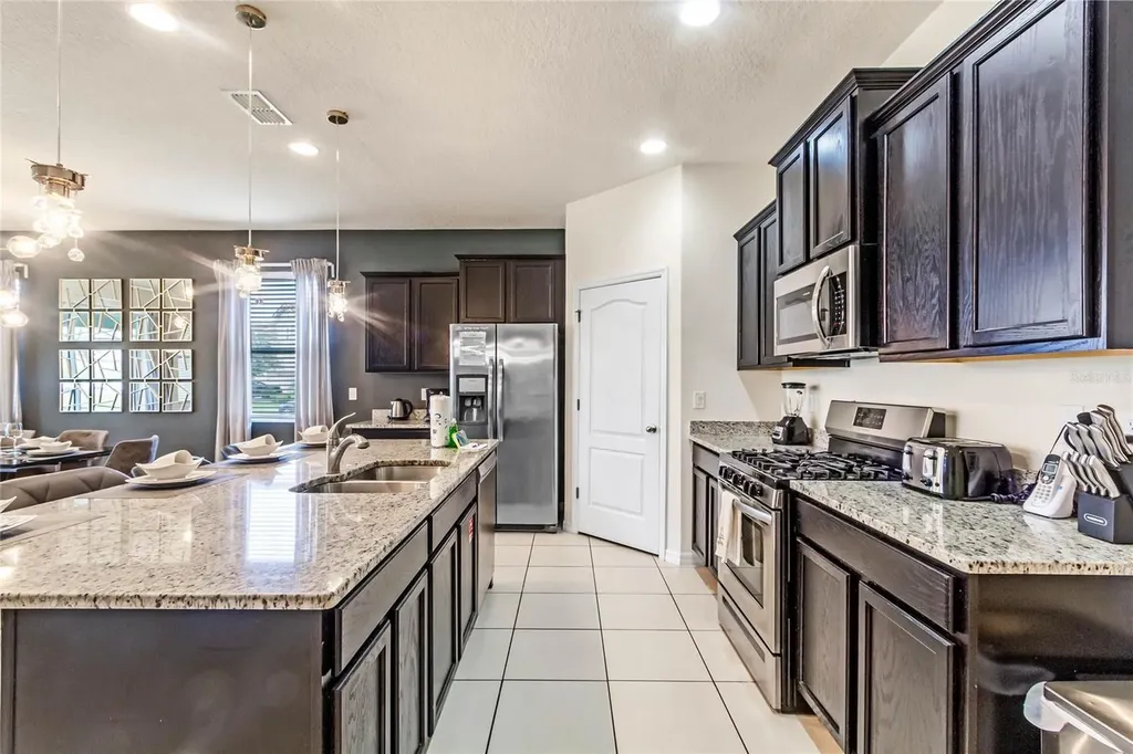 6070 Broad Oak Drive Davenport FL 33837