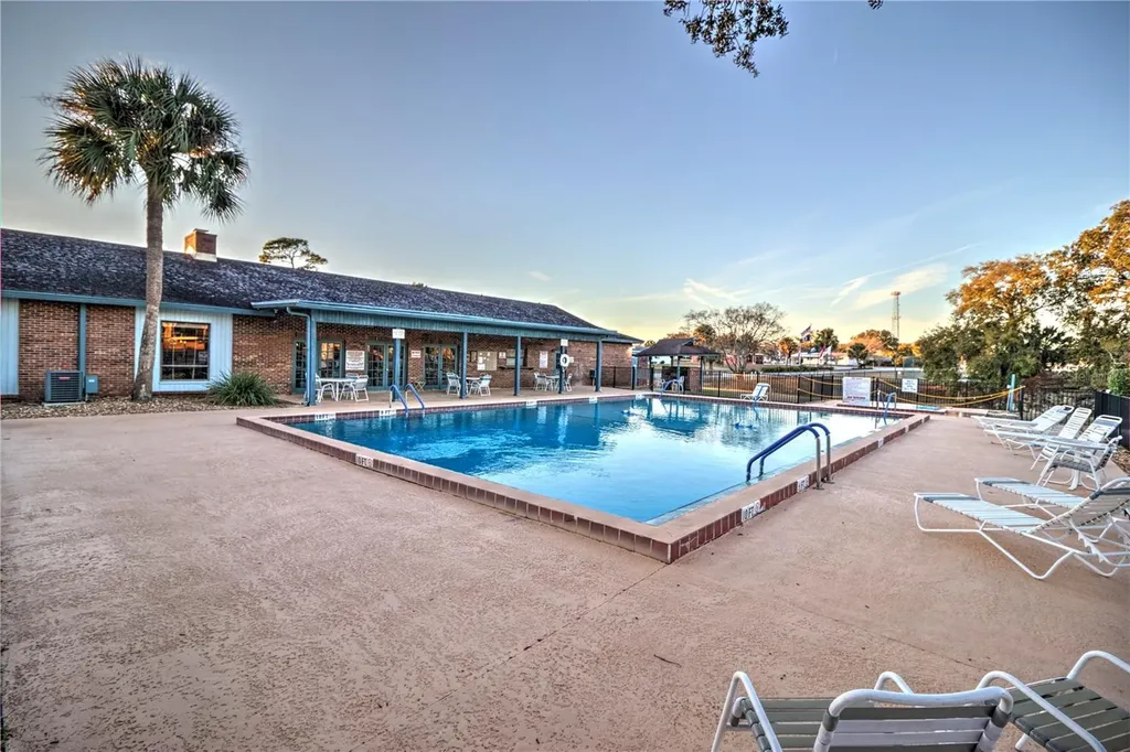 10182 SW 87th Terrace Ocala FL 34481