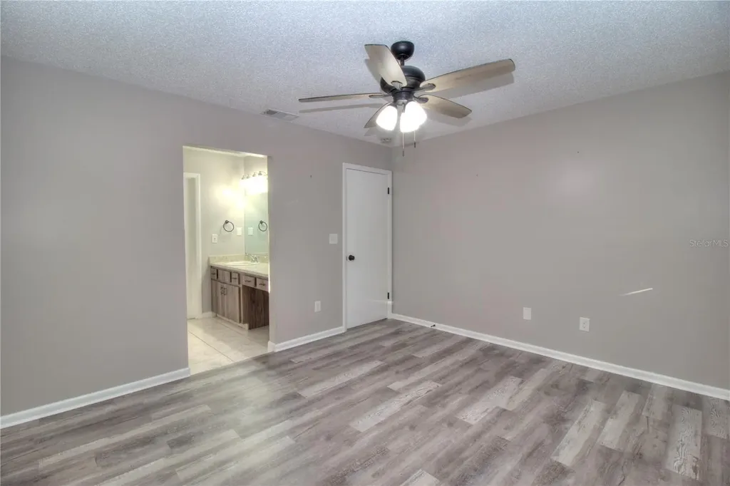 10182 SW 87th Terrace Ocala FL 34481