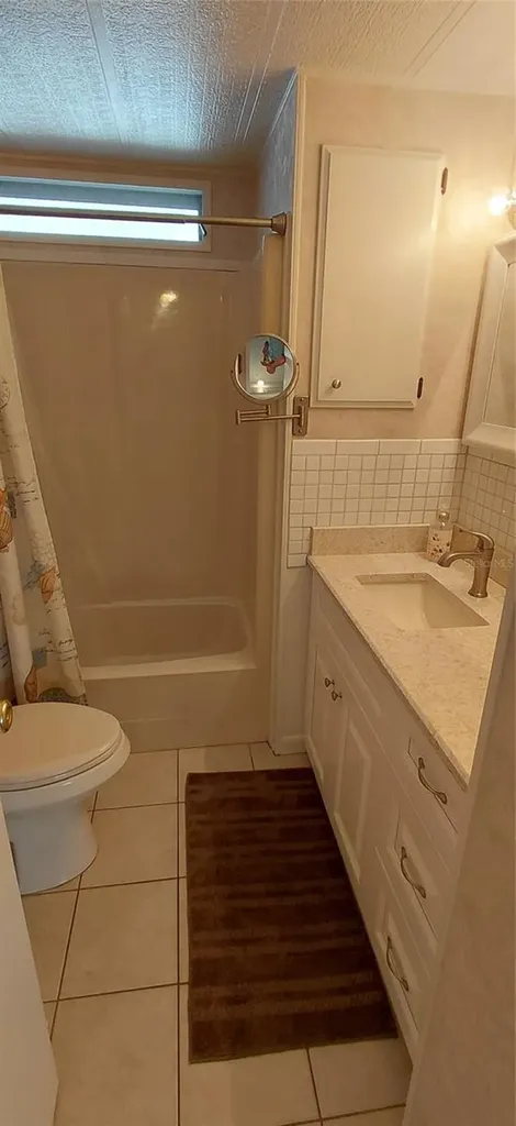 2127 Manoa Drive Holiday FL 34691