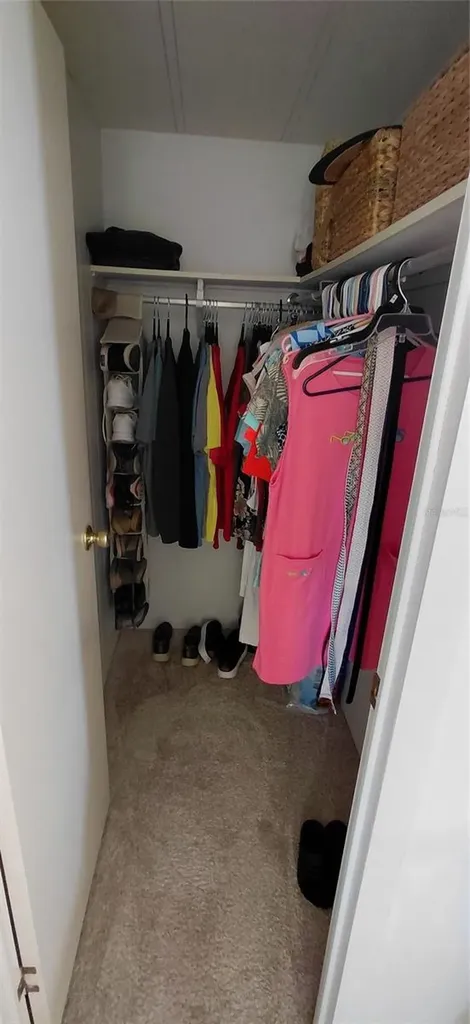 2127 Manoa Drive Holiday FL 34691