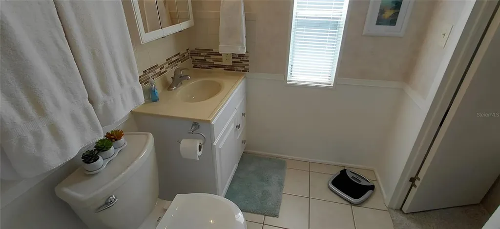 2127 Manoa Drive Holiday FL 34691