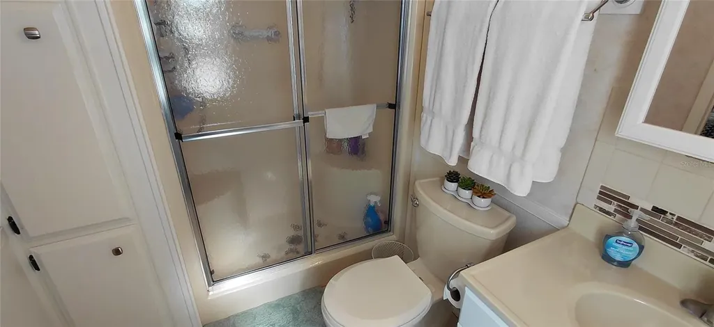 2127 Manoa Drive Holiday FL 34691