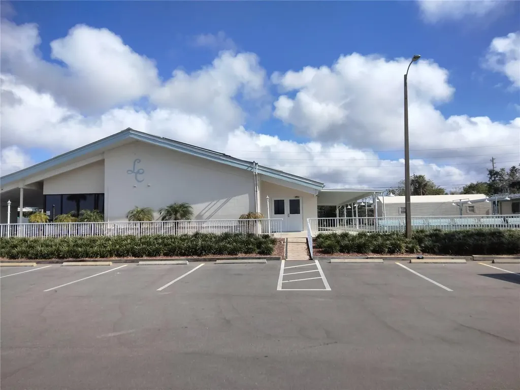 2127 Manoa Drive Holiday FL 34691