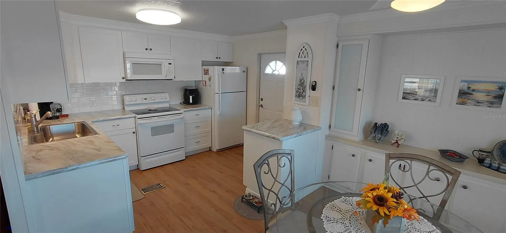 2127 Manoa Drive Holiday FL 34691