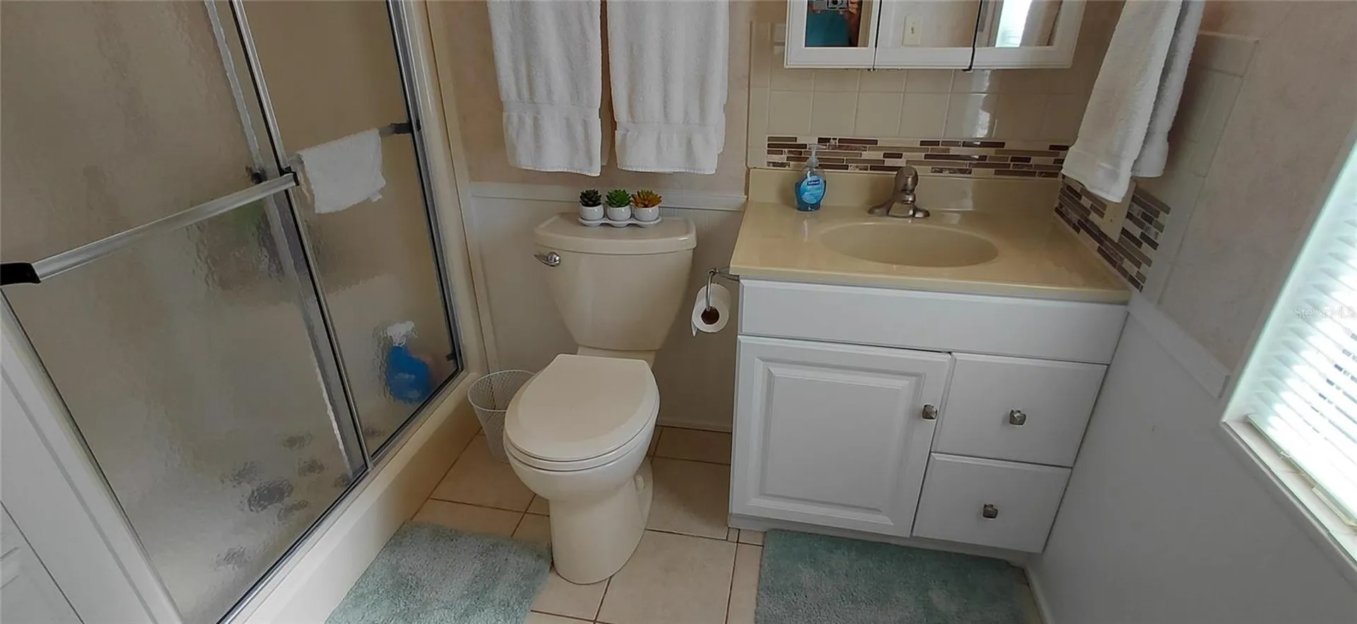2127 Manoa Drive Holiday FL 34691