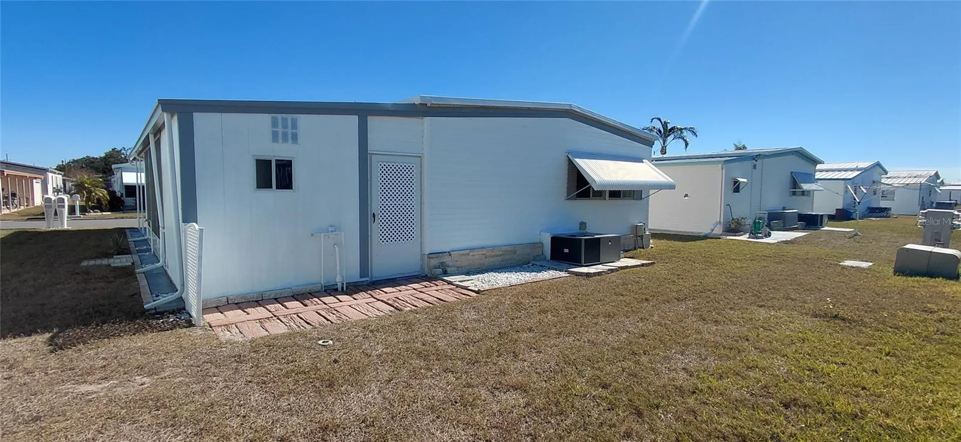2127 Manoa Drive Holiday FL 34691