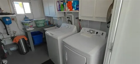 2127 Manoa Drive Holiday FL 34691