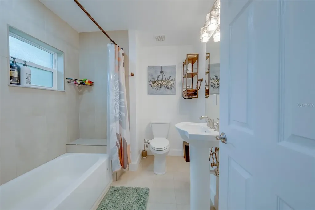 1814 Sylvan Drive Clearwater FL 33755