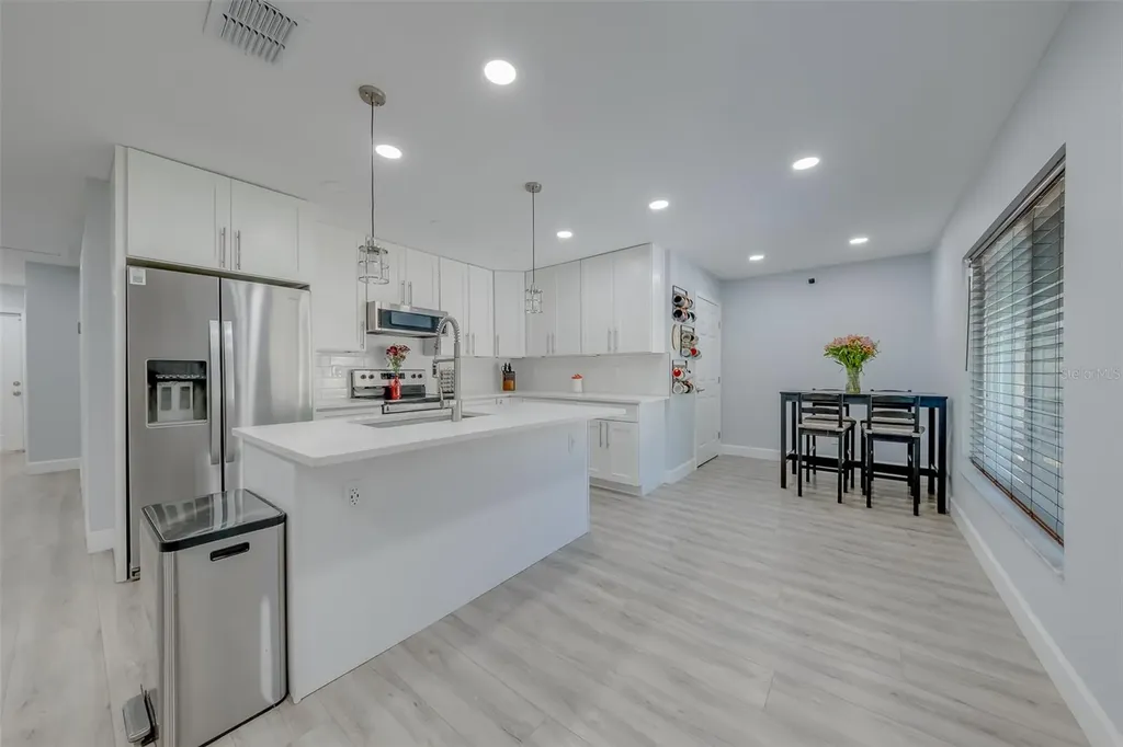 1814 Sylvan Drive Clearwater FL 33755