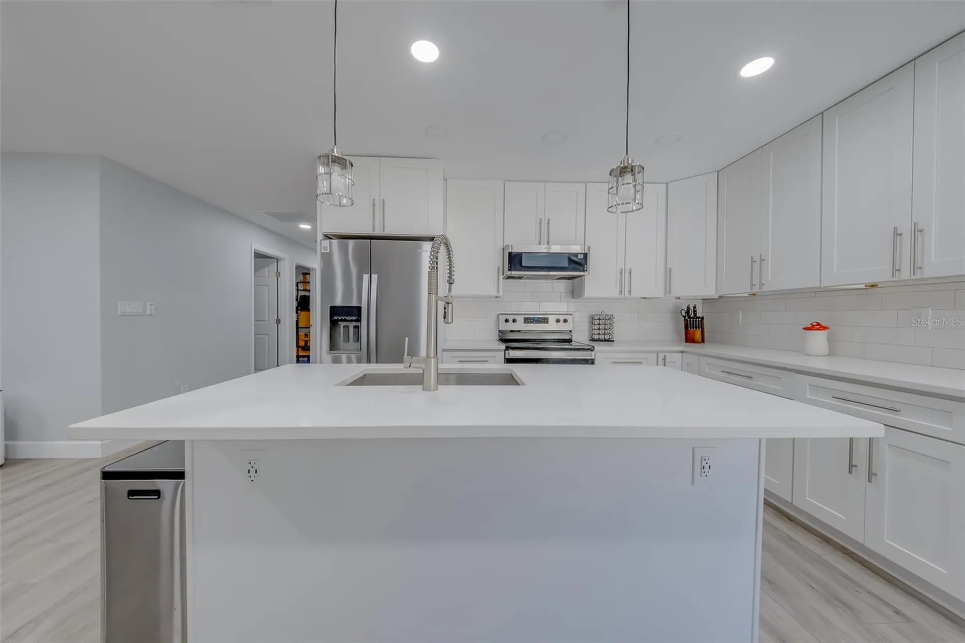 1814 Sylvan Drive Clearwater FL 33755