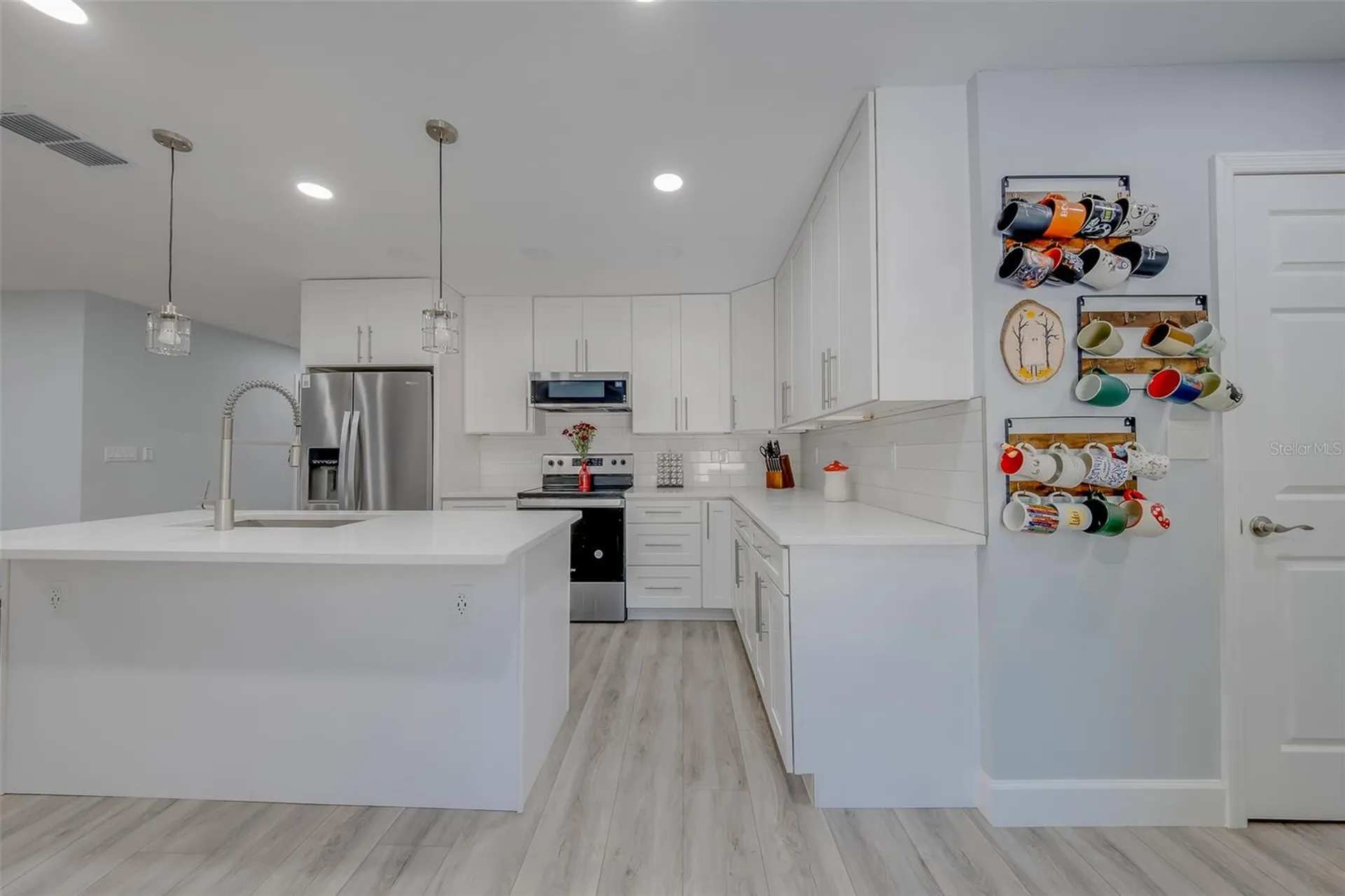 1814 Sylvan Drive Clearwater FL 33755