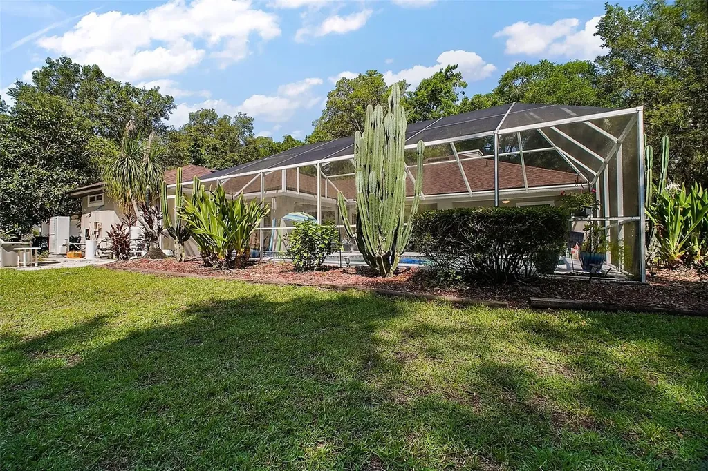 35350 County Road 439 Eustis FL 32736