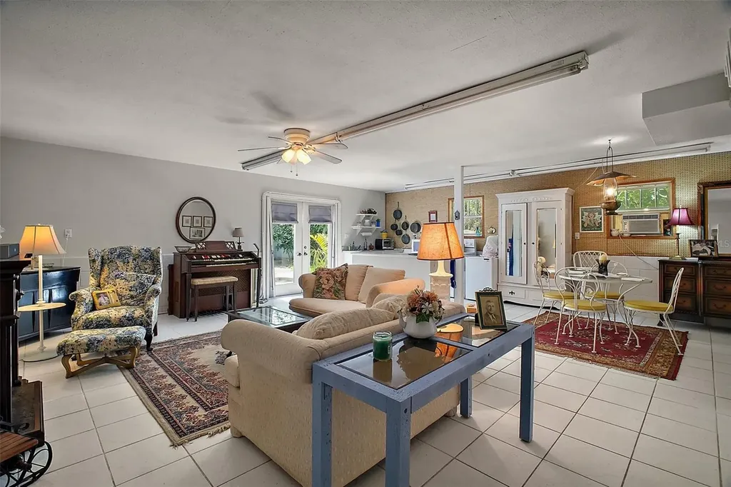 35350 County Road 439 Eustis FL 32736