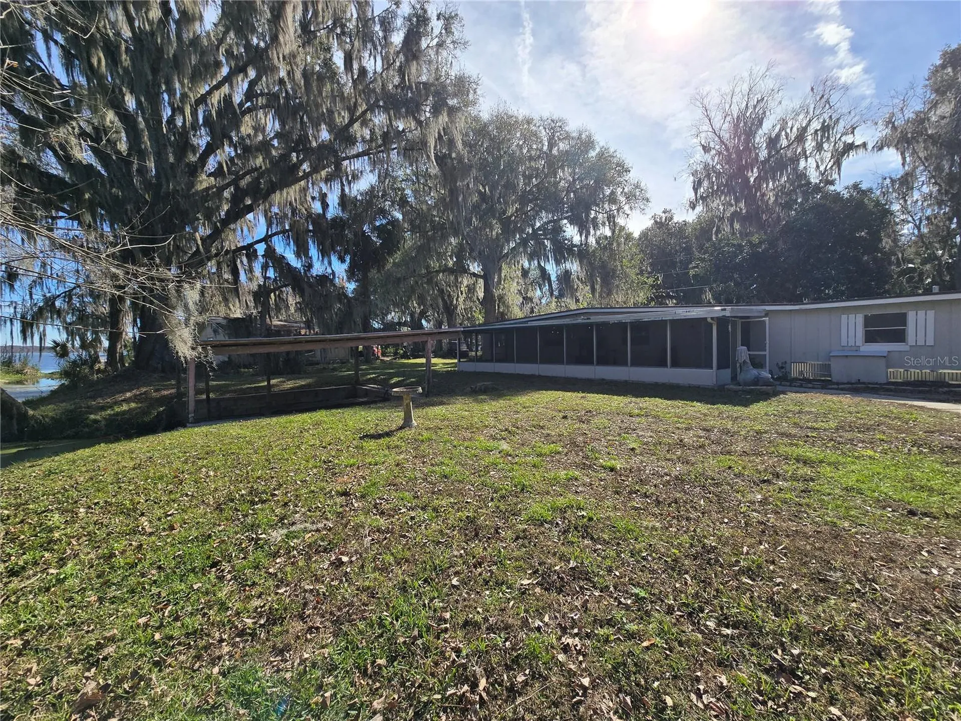 2346 Cr 401 Lake Panasoffkee FL 33538
