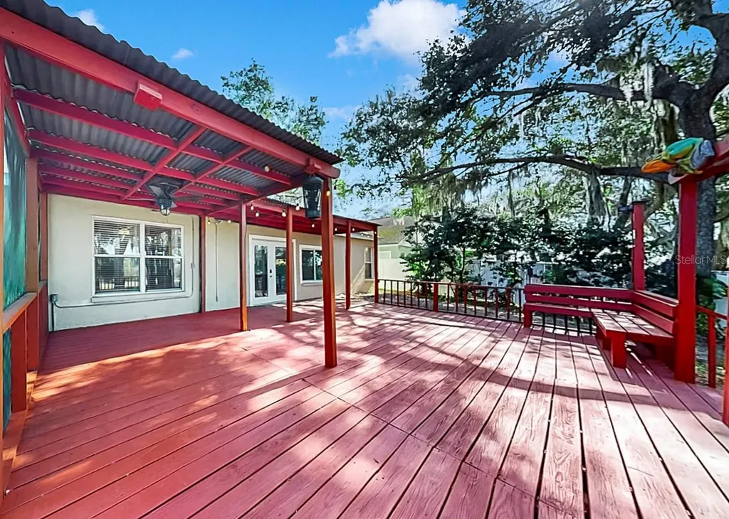 1306 Gangplank Drive Valrico FL 33594