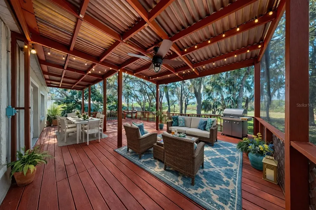 1306 Gangplank Drive Valrico FL 33594