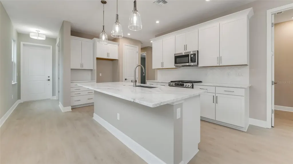 1292 Jackson Hole Court Deland FL 32724