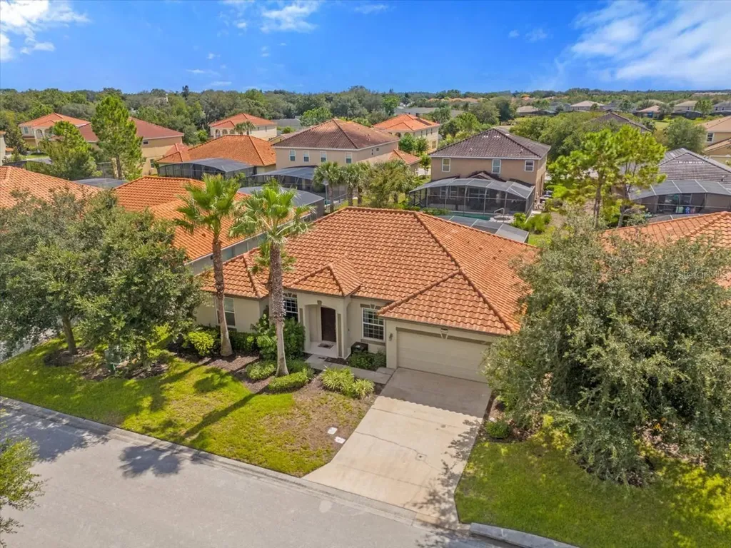 4072 Oaktree Drive Davenport FL 33837