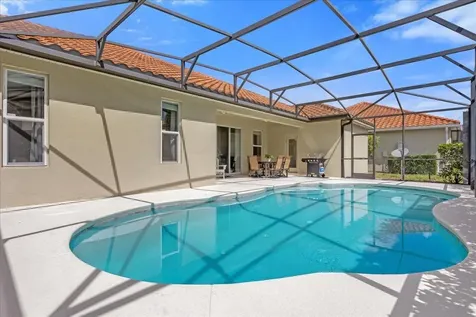 4072 Oaktree Drive Davenport FL 33837