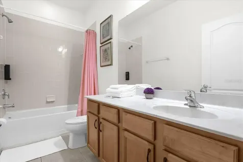 4072 Oaktree Drive Davenport FL 33837