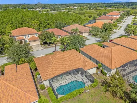 4072 Oaktree Drive Davenport FL 33837
