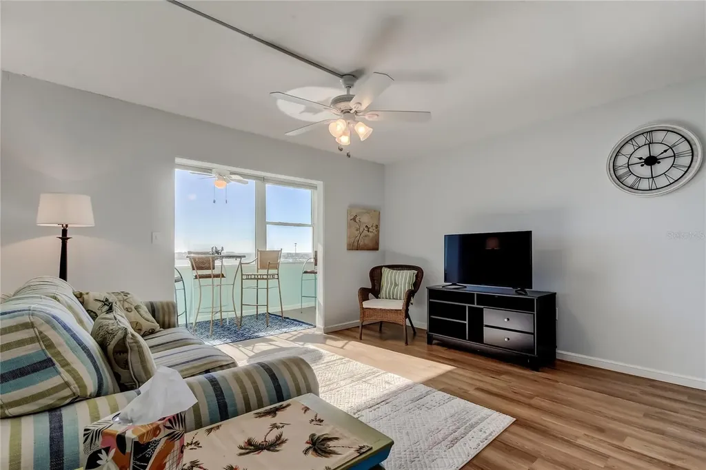 4775 Cove Circle St Petersburg FL 33708