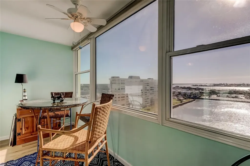4775 Cove Circle St Petersburg FL 33708