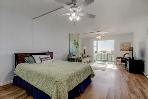 4775 Cove Circle St Petersburg FL 33708