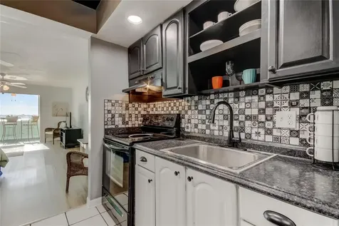 4775 Cove Circle St Petersburg FL 33708