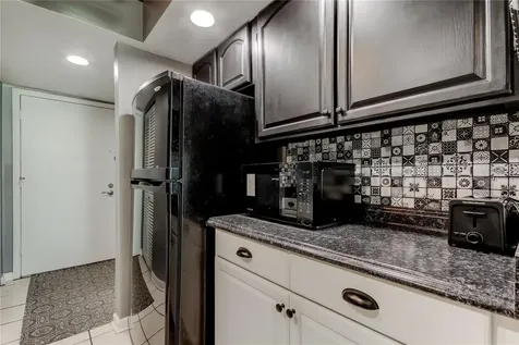 4775 Cove Circle St Petersburg FL 33708