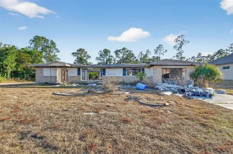 2706 E 15th Street Lehigh Acres FL 33972