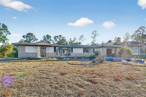 2706 E 15th Street Lehigh Acres FL 33972