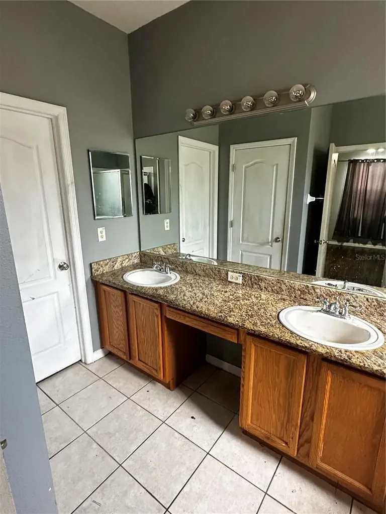 403 Thicket Crest Road Seffner FL 33584